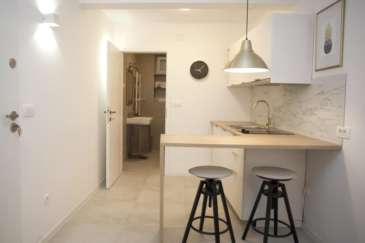Studio Apartment Jon Split Dış mekan fotoğraf